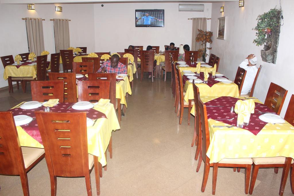Hotel Lubumbashi 外观 照片