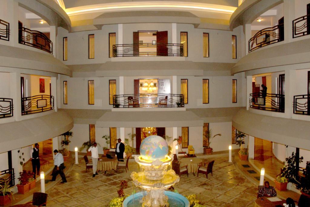 Hotel Lubumbashi 外观 照片
