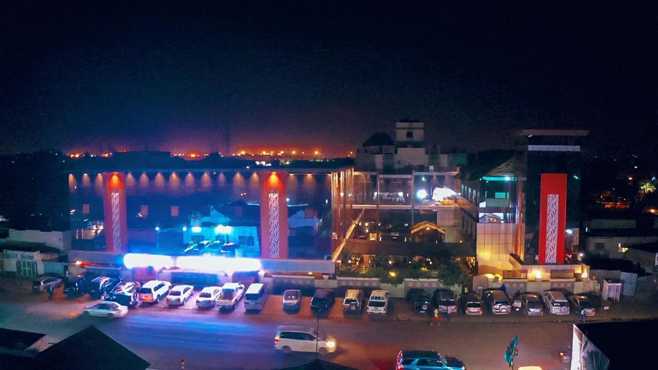 Hotel Lubumbashi 外观 照片